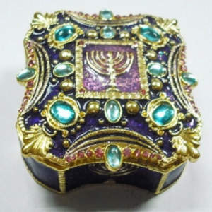 Jewelry box trinket box