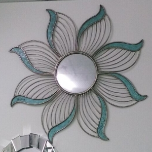 Decorative wall mirror